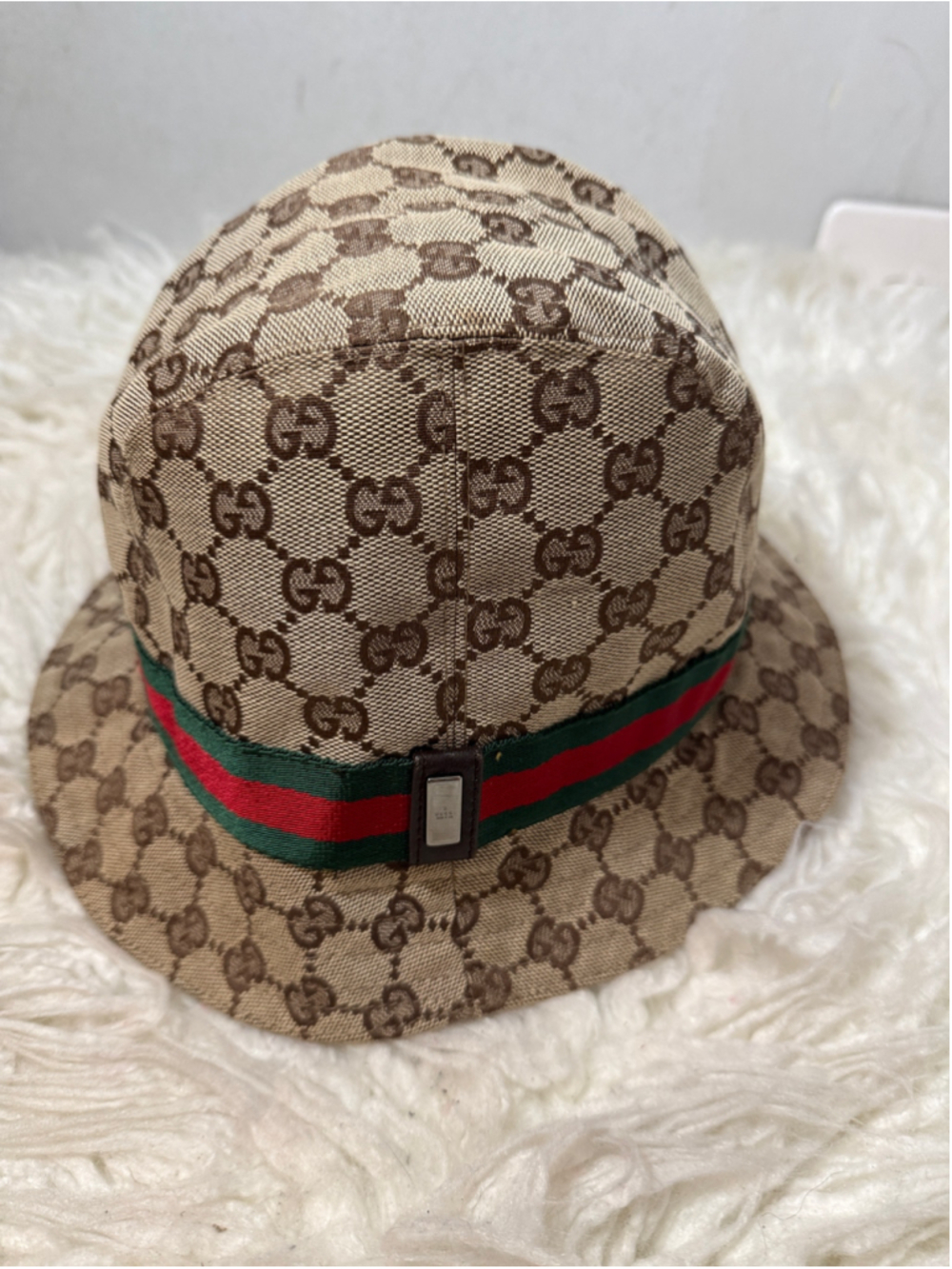 Gucci vintage bucket hat authentic gg monogram in good ued condition medium size